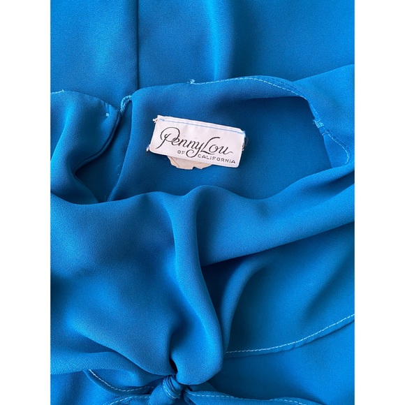 Plus Size Top - Picture 4 of 4